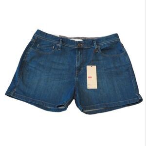 NWT Levi's Denim Shorts